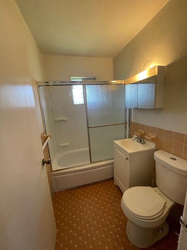 Photo - 1512 Wilson St Unit 9