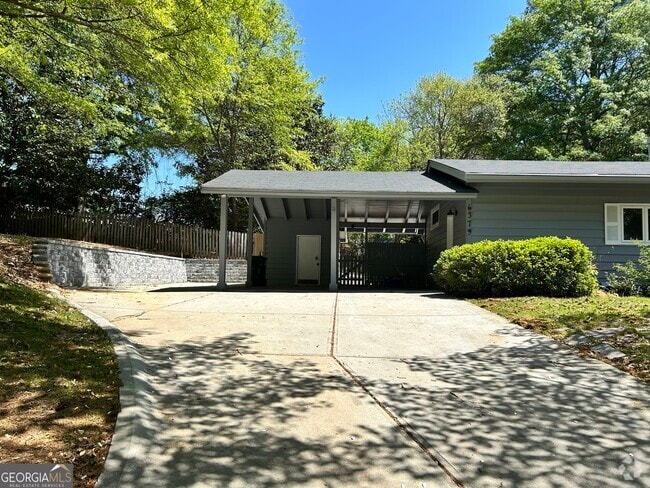 Building Photo - 6379 Vernon Woods Dr NE Rental
