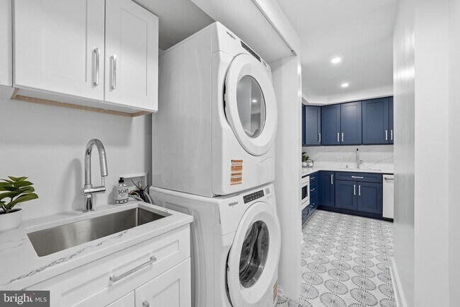 Photo - 4550 N Park Ave Unit 807