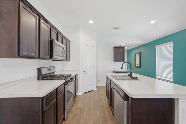 Photo - 16826 Short Pnes Dr