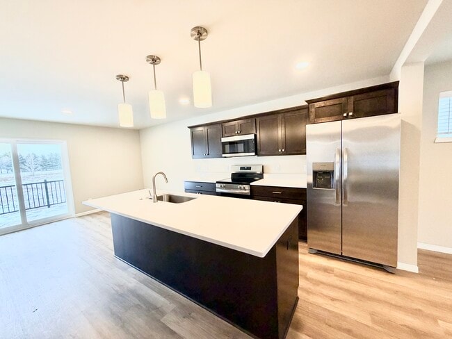 Photo - 10120 Mosaic Way