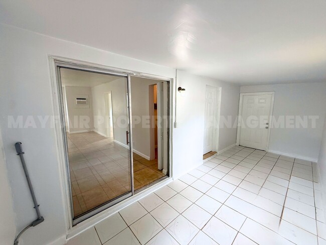 Photo - 380 Kingsbridge St