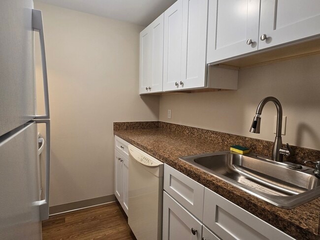 Photo - 303 Lowell St Unit 1