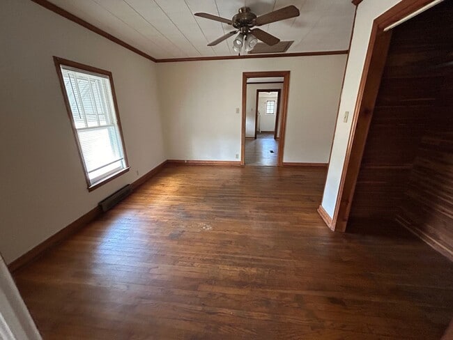 Photo - 1143 Blue Creek Rd
