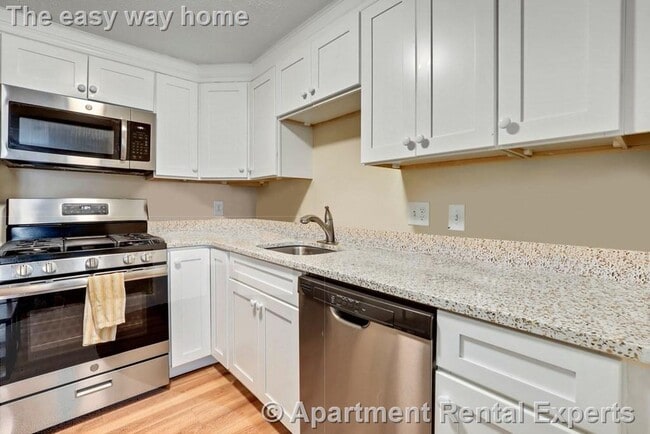 Photo - 81 Summer St Unidad #2