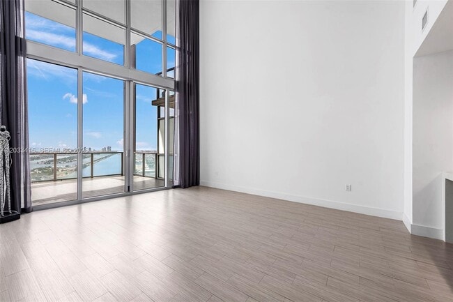 Photo - 1100 Biscayne Blvd Unit 5705