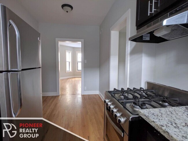 Photo - 4034 N Ashland Ave Unit 5-E1