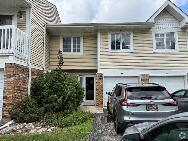 Building Photo - 1407 Oak Leaf Ln Rental