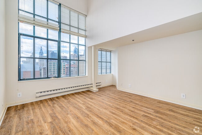 2BR Bi-Level, 2BA - 1,230SF - Living Room