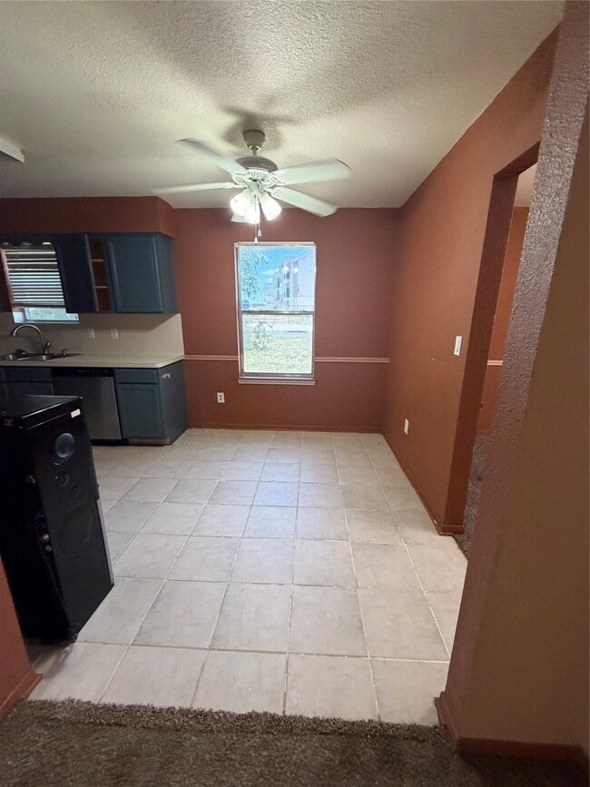 Photo - 1731 TX-46