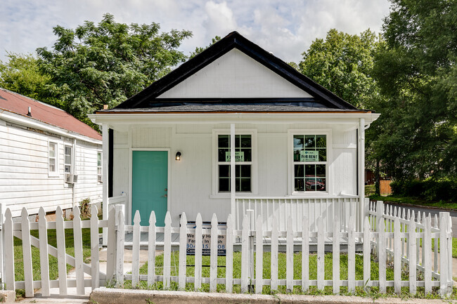 Building Photo - 2018 Dinwiddie Ave Rental