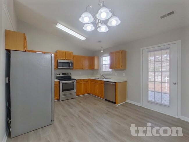 Photo - 173 Burma Rd