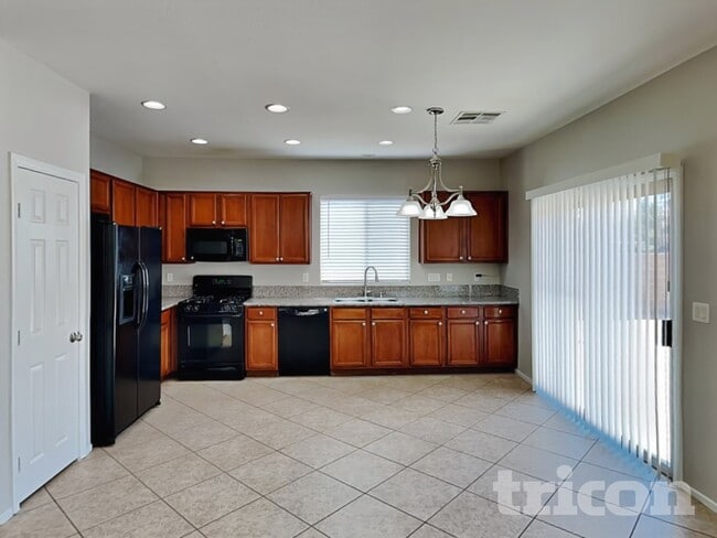 Photo - 3593 Ashford Grove St