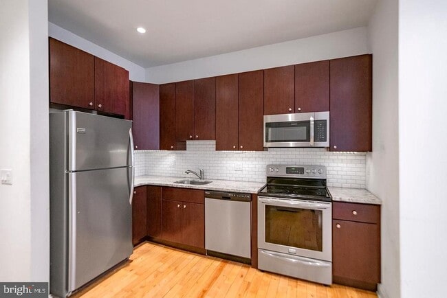 Photo - 427 Monroe St Apartment Unit 201