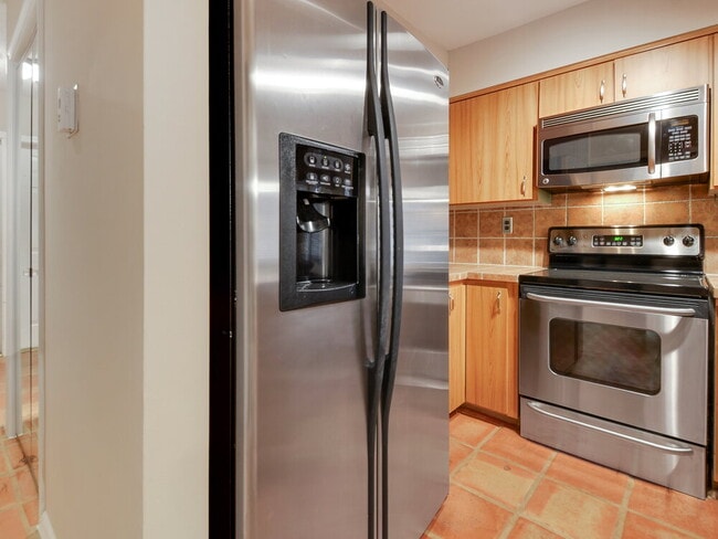 Photo - 13640 Jonquil Pl
