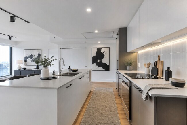 Photo - Griffin Square Condo Rentals Griffintown