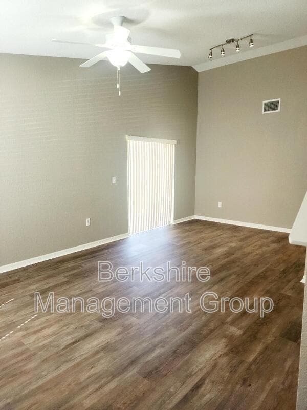 Photo - 1134 Pogonia Dr