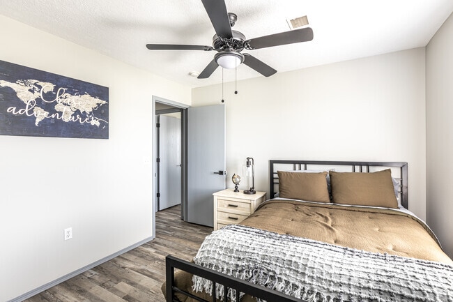 2 habitaciones, 2 baños, 1190 pies cuadrados - South Valley Apartments