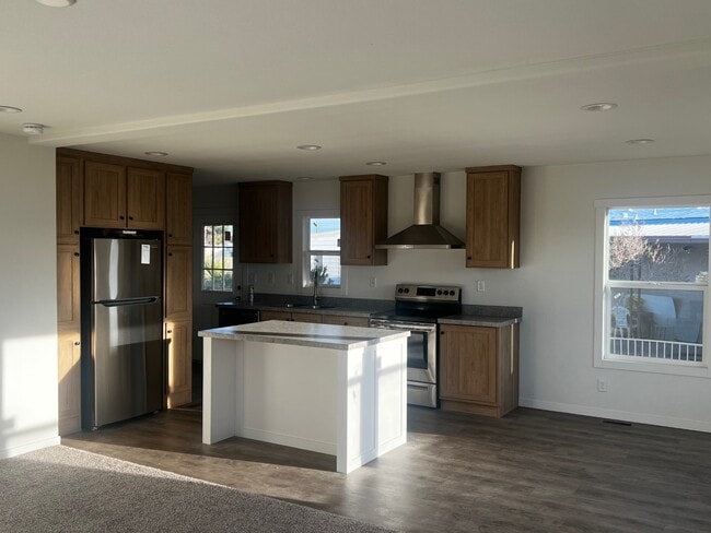 Photo - 2627 S Lamb Blvd