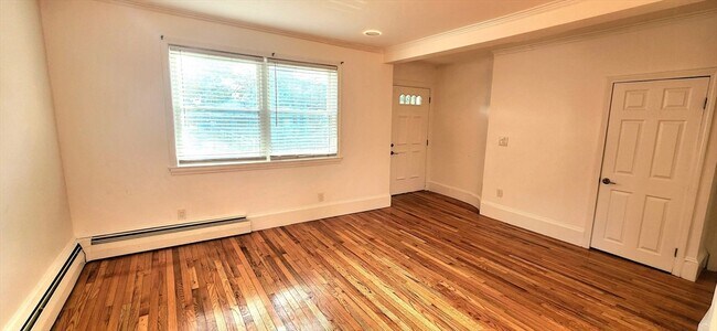 Photo - 60 Farrington St Unidad 2 Rental