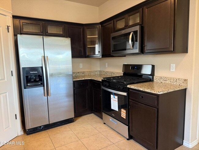 Photo - 5601 Valley Maple Dr