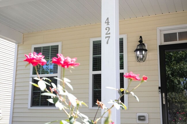 Photo - Beautiful 4 Bedroom Home with Fenced in Yard! Located in the Summerdale Neighborhood-Fuquay Varin...