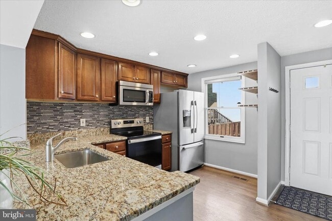 Photo - 8418 White Feather Ct