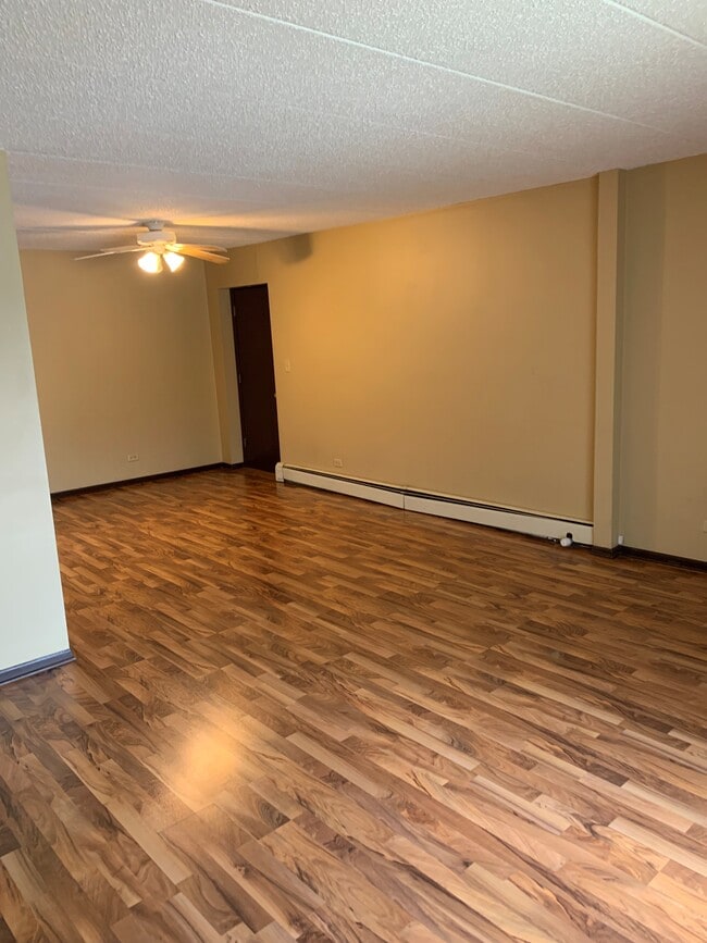 Photo - 1353 Crab Apple Ct