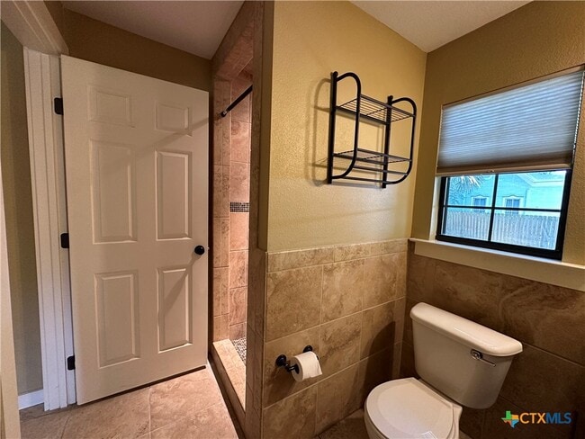 Photo - 818 W Hopkins St