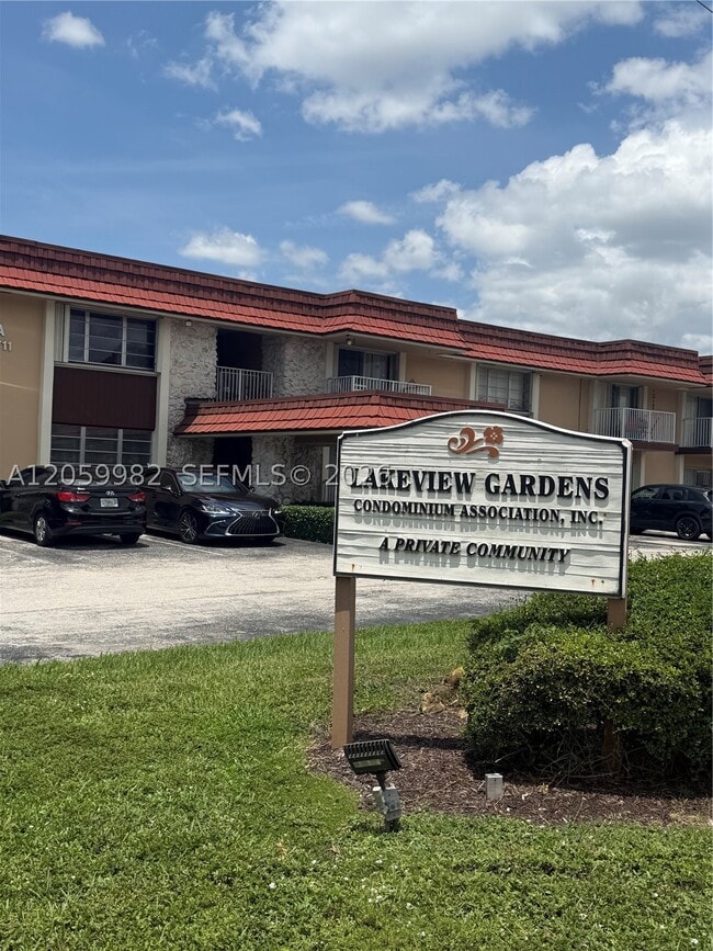 Photo - 5501 SW 77th Ct Unit 204C