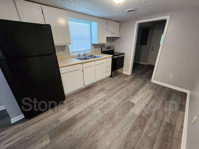 Photo - 3112 Dean Ave