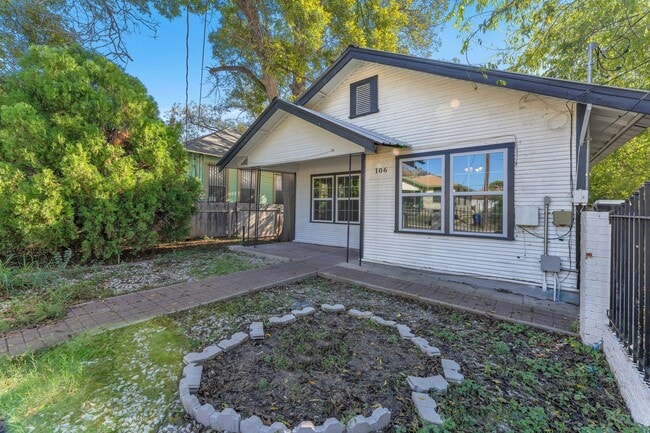 Photo - All Units Are Available With Brandnew Full Appliance Package