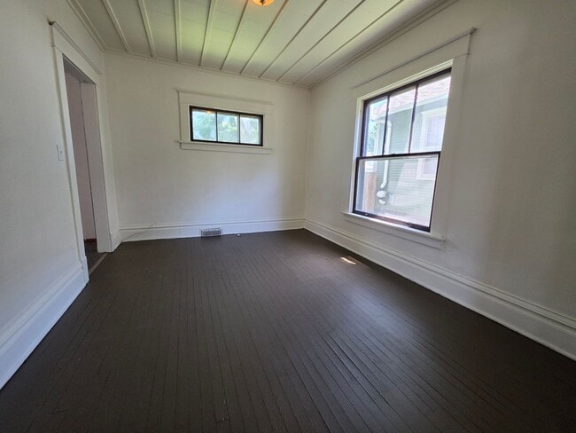 Photo - Spacious 2 bedroom cottage