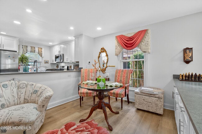 Photo - 15 Wyckham Rd