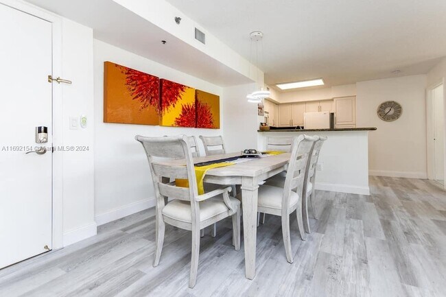 Photo - 19999 E Country Club Dr Unit #1403