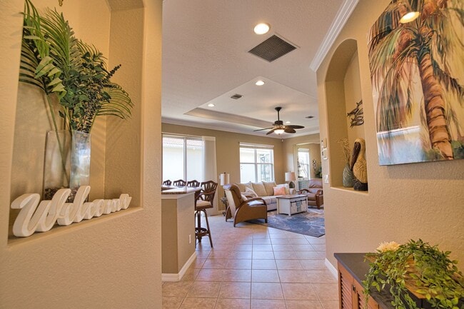 Photo - Seasonal Short-Term 2 Bed 2 Bath Single Family Home located in Venetian Golf and River Club!