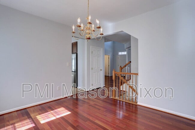 Photo - 7232 Lyndsey Way