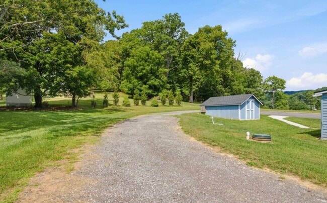 Photo - Cozy Bungalow in Blacksburg