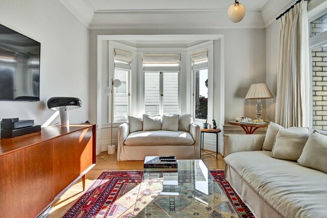 Photo - 2299 Sacramento St