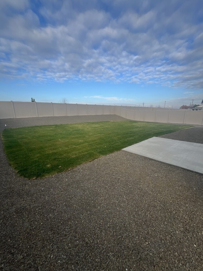 Photo - 8600 Wishmore St