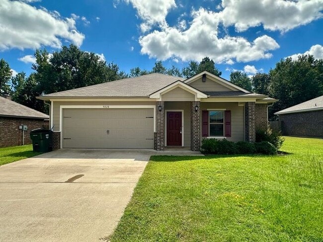 Building Photo - AVAILABLE NOW! Cozy 4 Bedroom2 Bath Home in West Tyler!