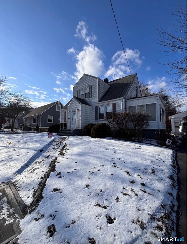 Building Photo - 112 Harrington Ave