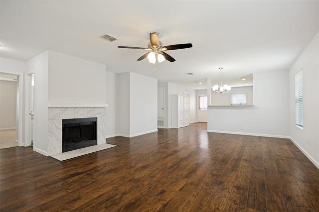 Photo - 708 Claiborn Ln