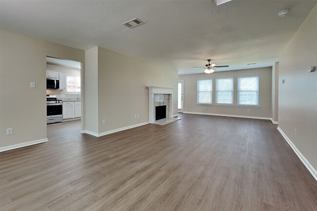 Photo - 1116 Lake Shore Dr
