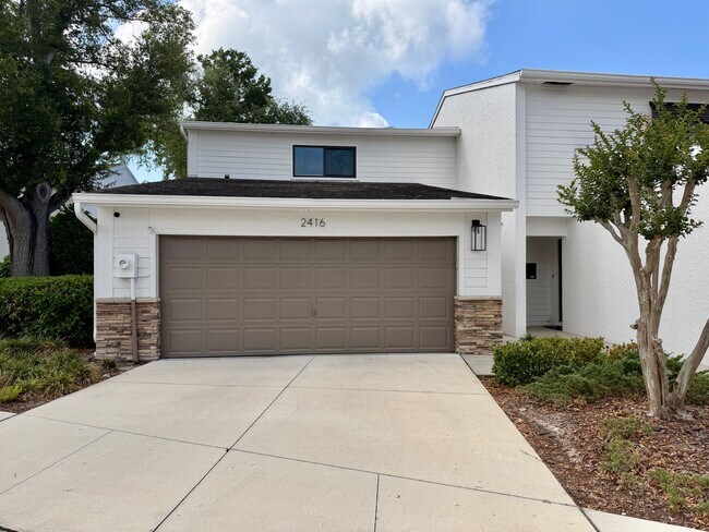 Photo - Updated 3 Bed 2.5 Bath Townhouse - SoHo / Hyde Park Area