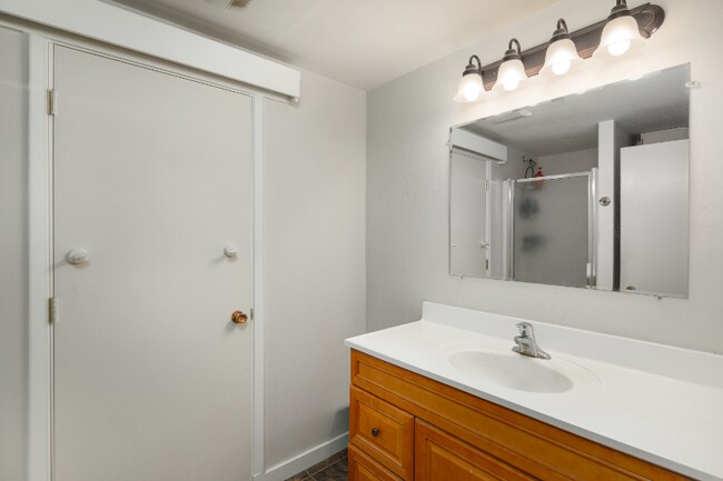 Photo - 1608 Alder Ct