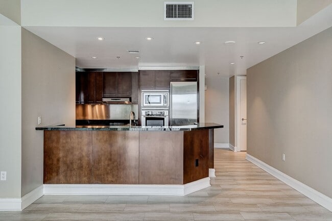 Photo - Sky Las Vegas-Strip/City/Red Rock Mtn Views from this Stunning 2Bd/2.5Ba Residence Unit 2901