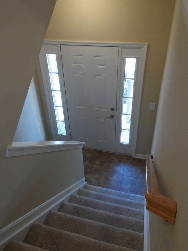 Building Photo - 5308 Reserve Cir Unit 5308