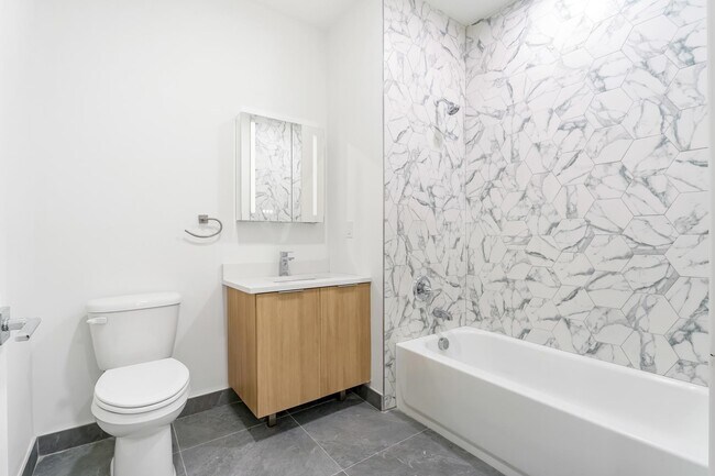 Photo - 175 W 7th St Unit 306