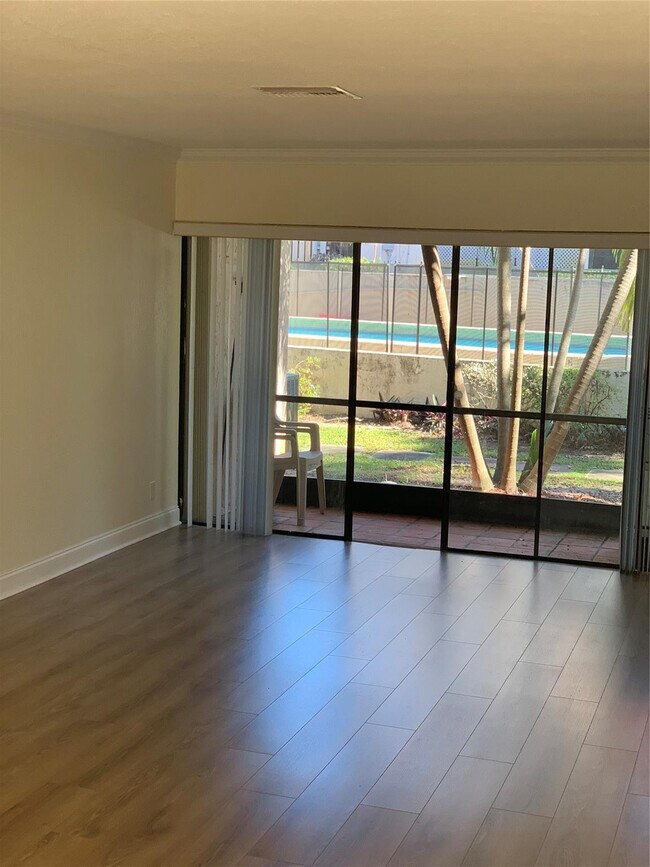 Photo - 1700 NW 4th Ave